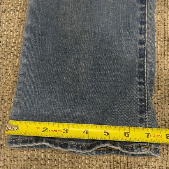 Old Navy Kicker Boot-Cut Jeans Womens 6 Short Blue Mid-Rise Stretch Denim Y2K - Picture 11 of 13